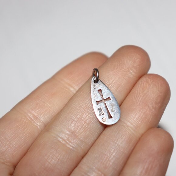 James Avery Retired Cut out teardrop cross sterling silver .75" - Picture 2 of 4